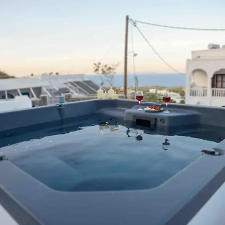 Holiday home Evnoikon Ii Amazing Jacuzzi-cave House In Fira (Santorini)